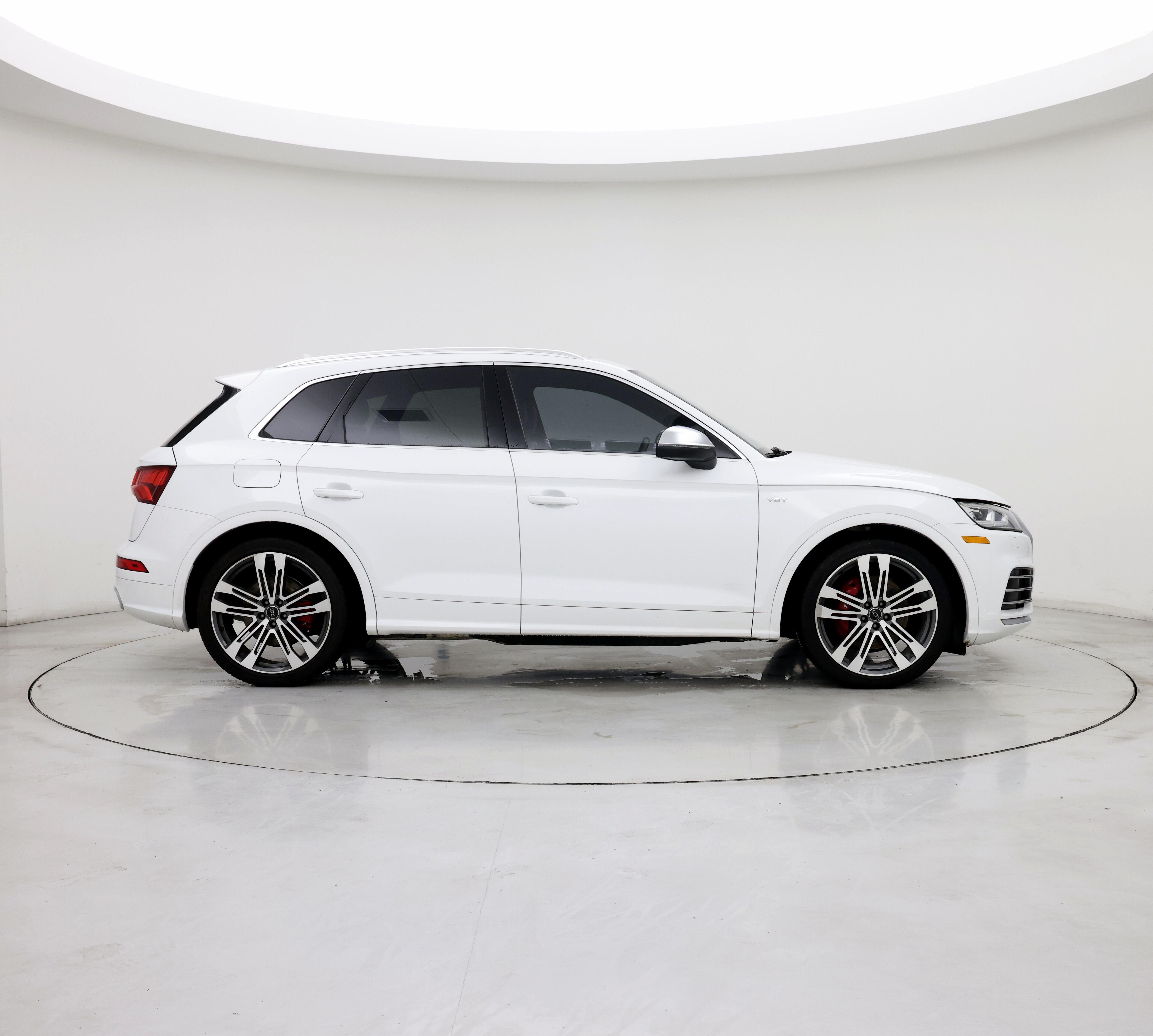 Thumbnail: 2018 Audi SQ5 - 7