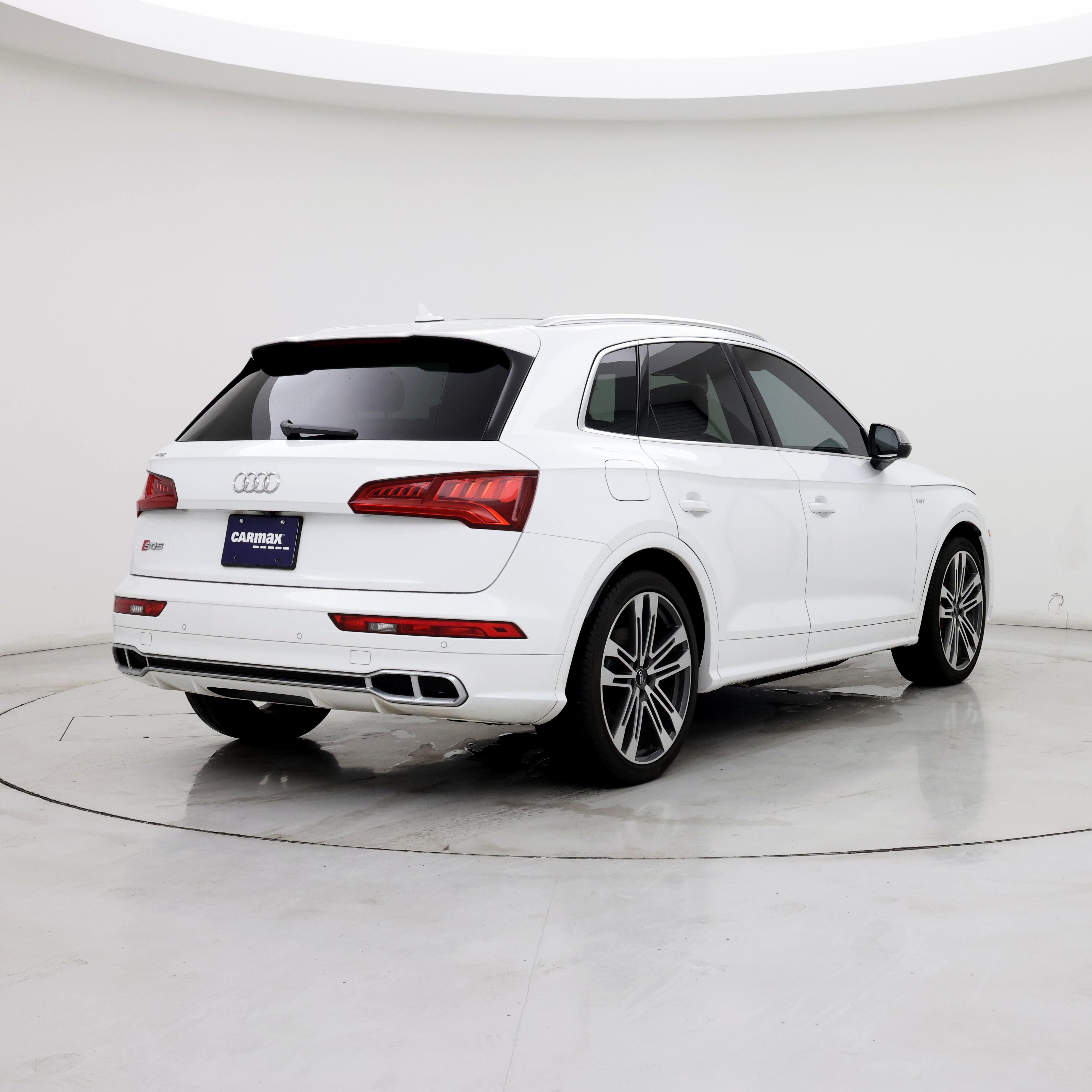 Thumbnail: 2018 Audi SQ5 - 8