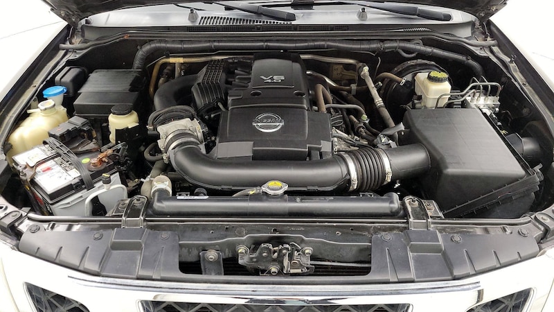 2016 Nissan Frontier SL 22