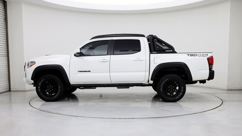 2018 Toyota Tacoma TRD Sport 3