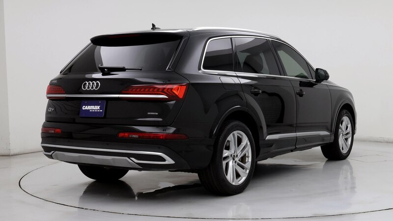 2022 Audi Q7 Premium Plus 8