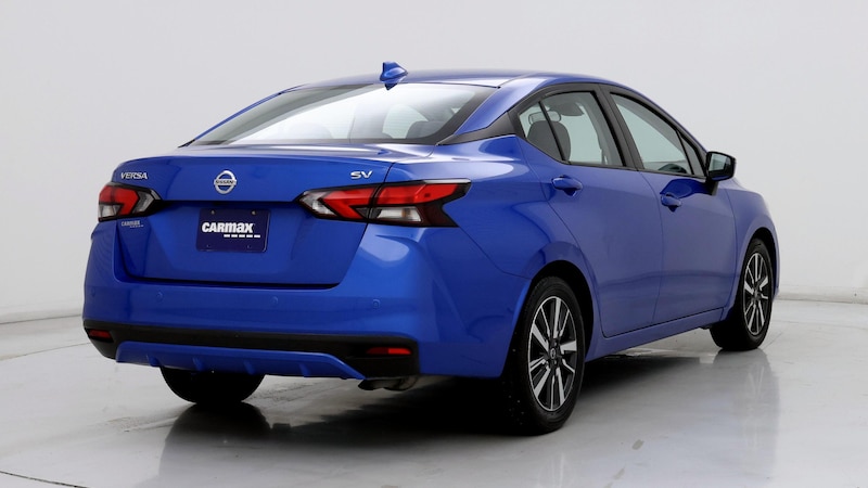 2021 Nissan Versa SV 8