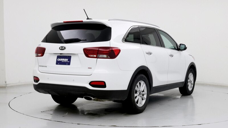 2020 Kia Sorento LX 8