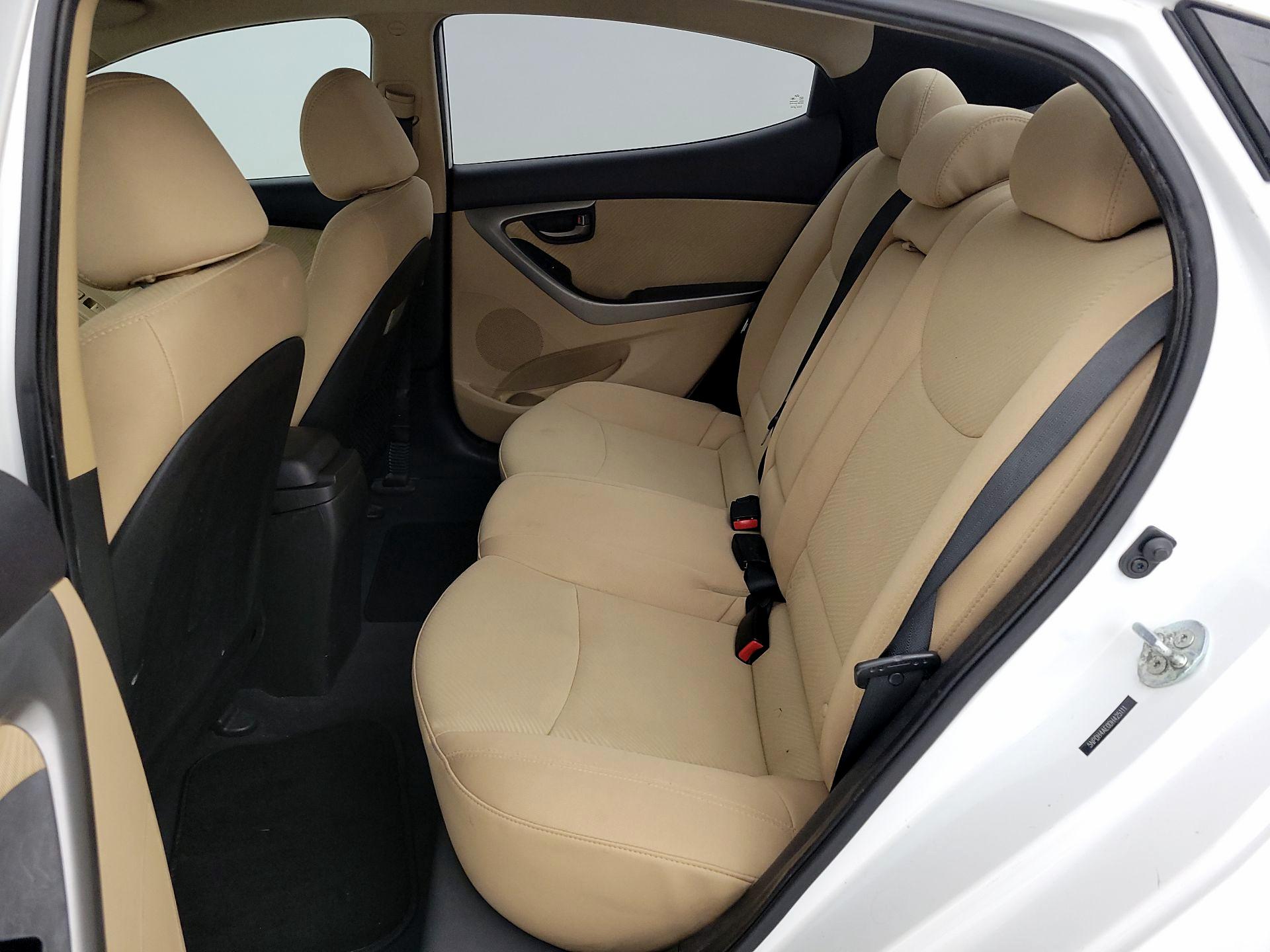 Thumbnail: 2013 Hyundai Elantra - 18