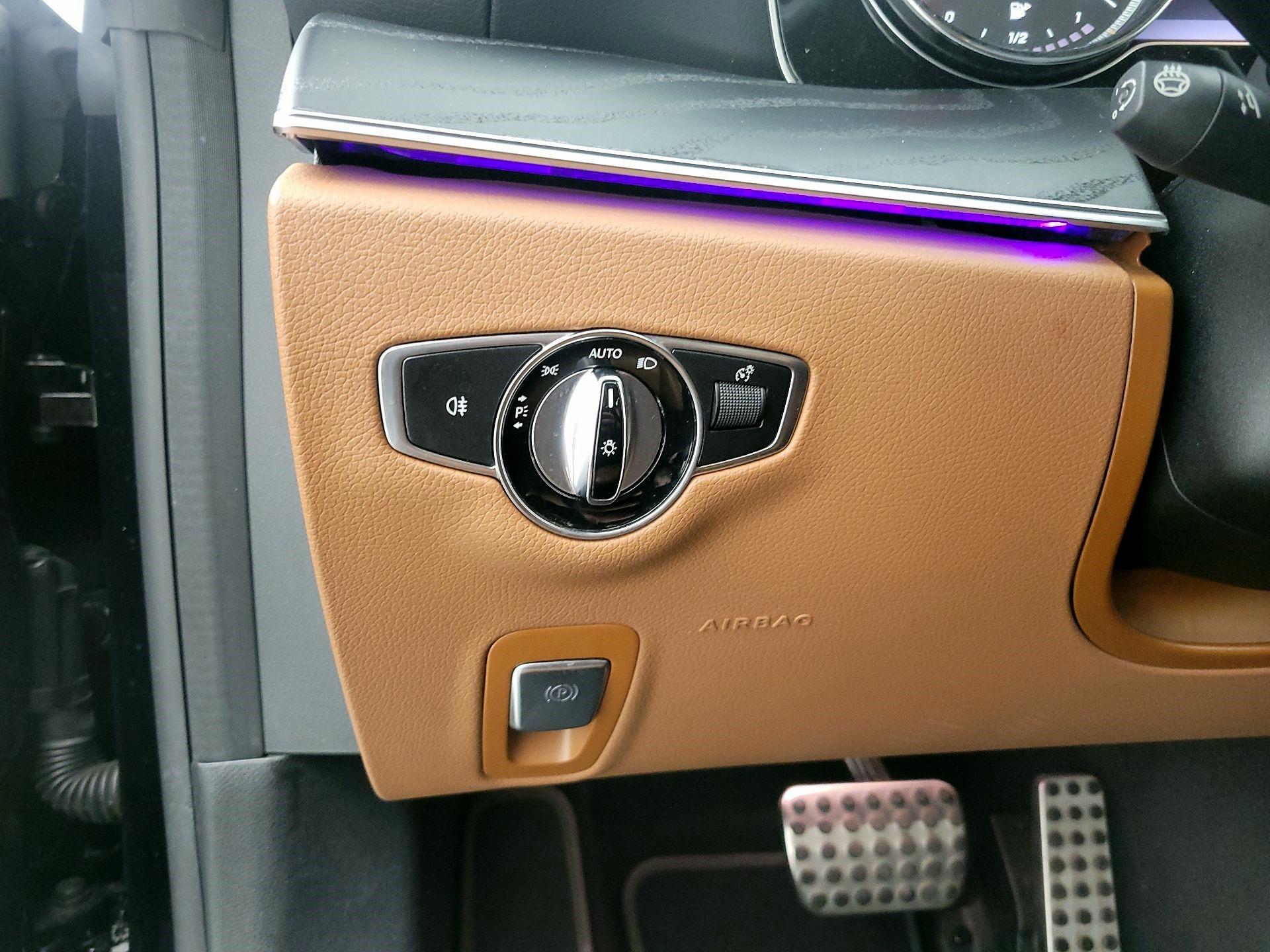 Thumbnail: 2019 Mercedes-Benz E-Class - 13