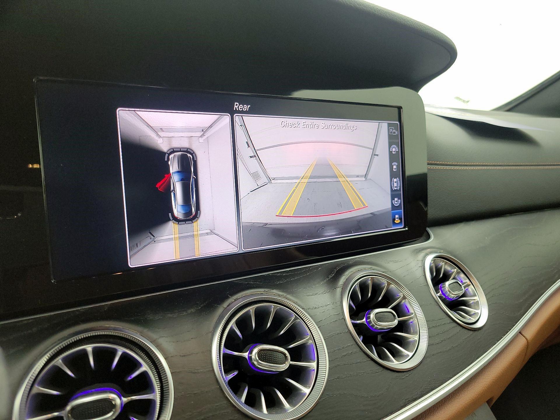 Thumbnail: 2019 Mercedes-Benz E-Class - 15