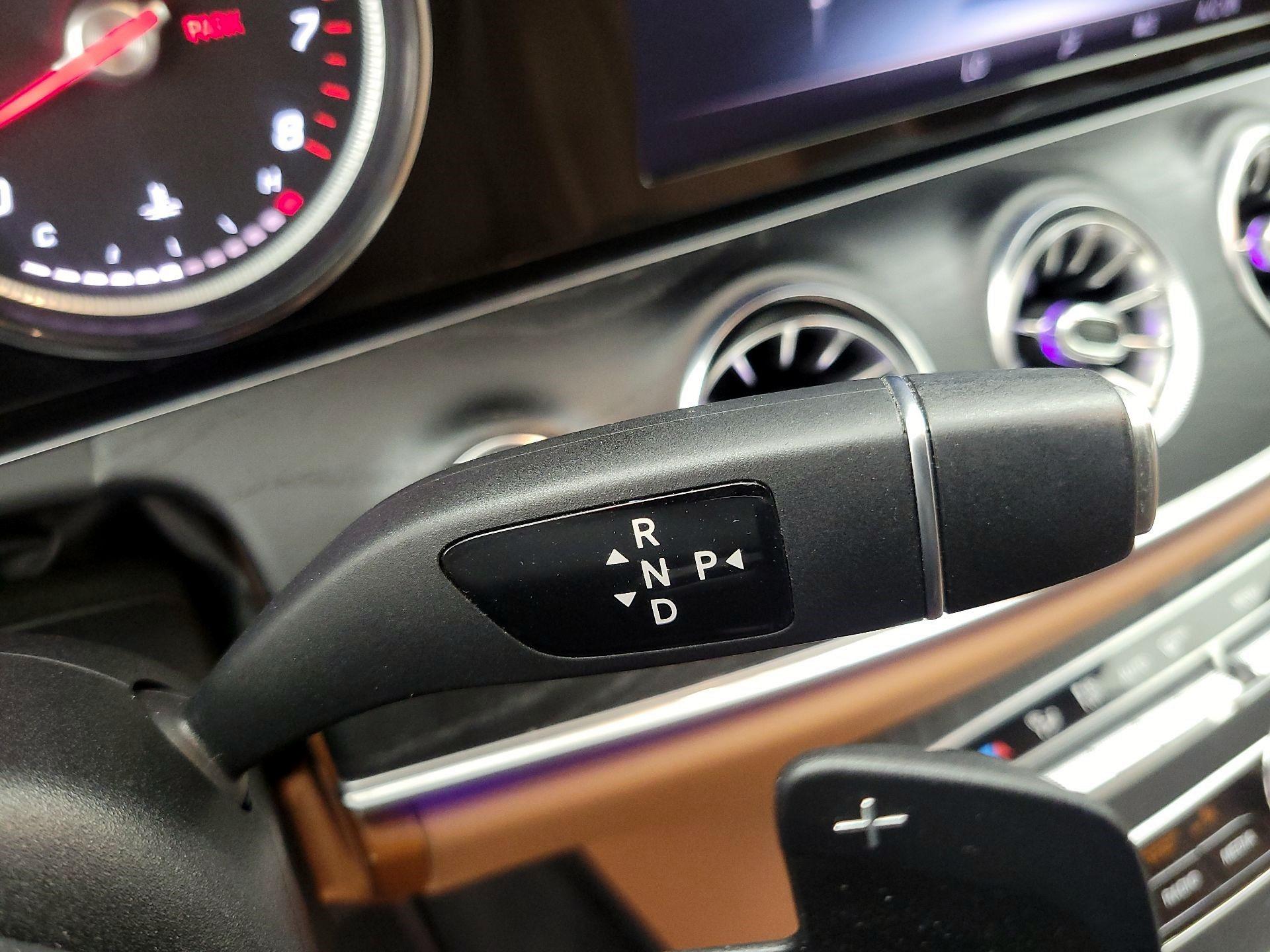 Thumbnail: 2019 Mercedes-Benz E-Class - 18