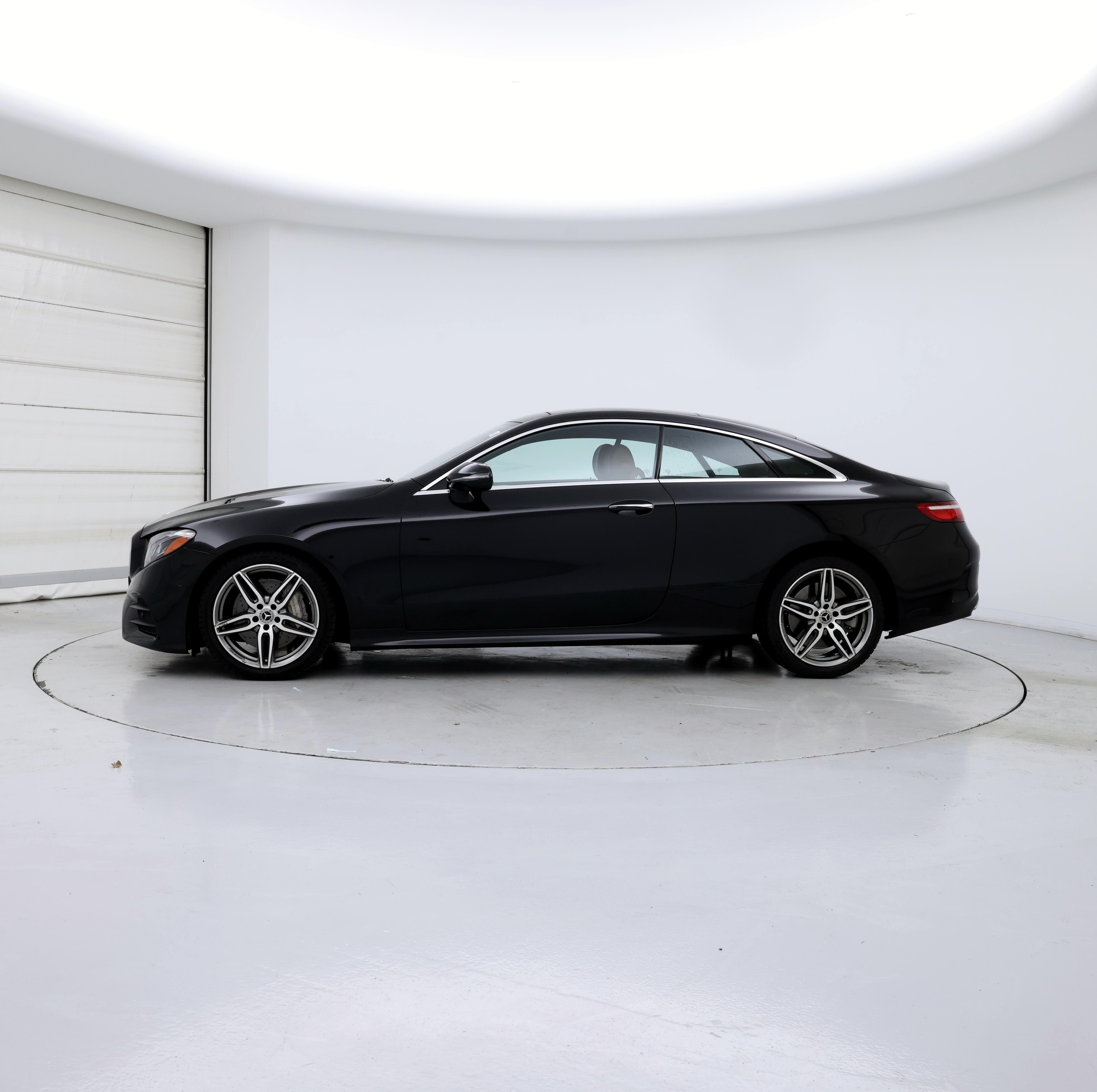 Thumbnail: 2019 Mercedes-Benz E-Class - 3