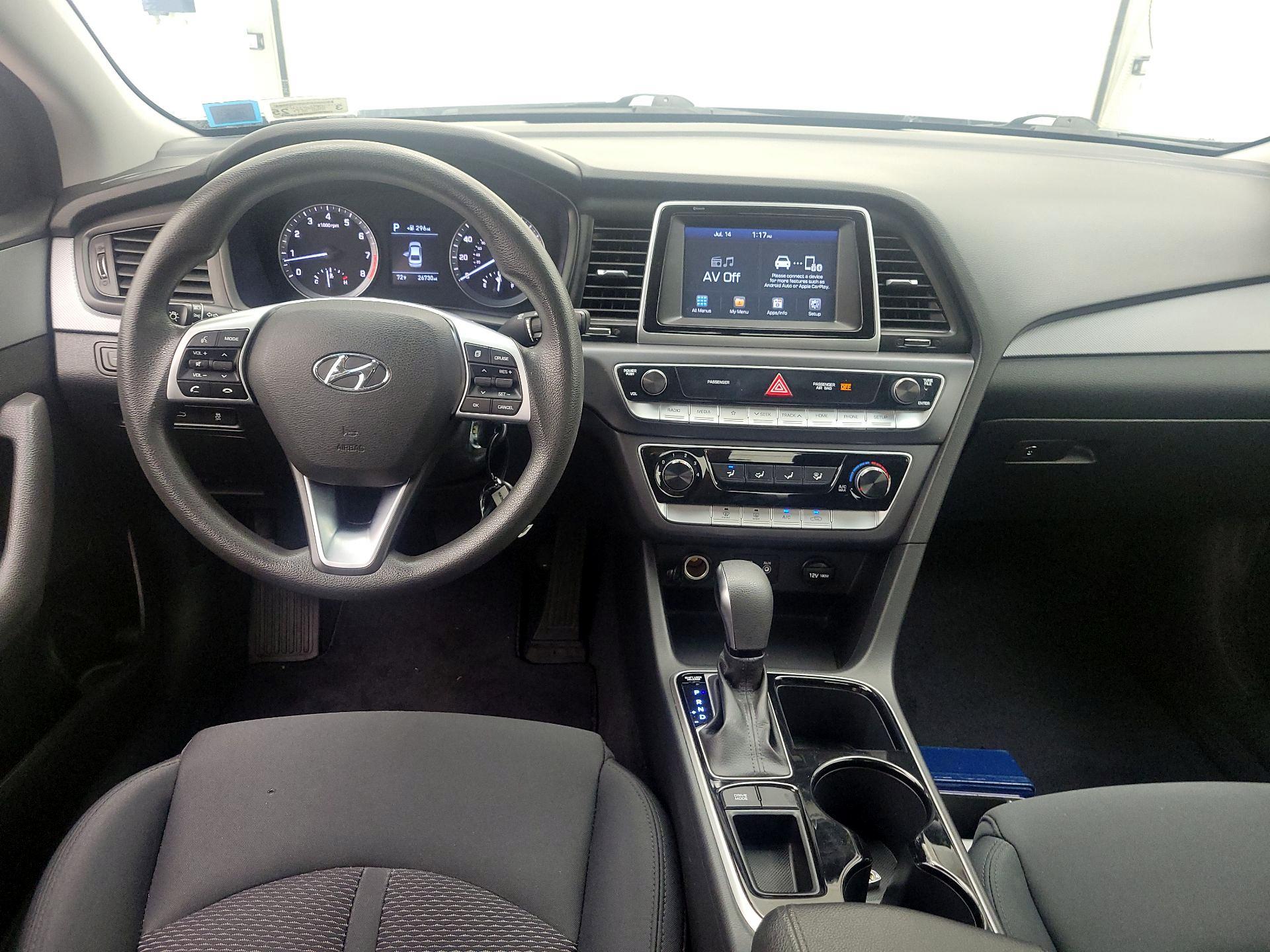 Thumbnail: 2019 Hyundai Sonata - 9