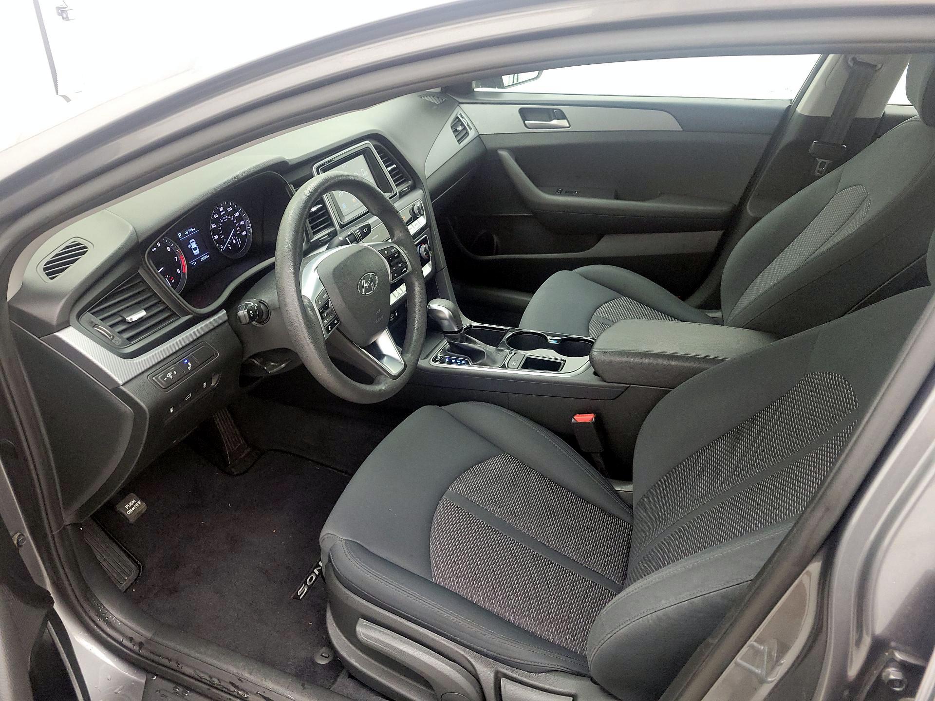 Thumbnail: 2019 Hyundai Sonata - 11