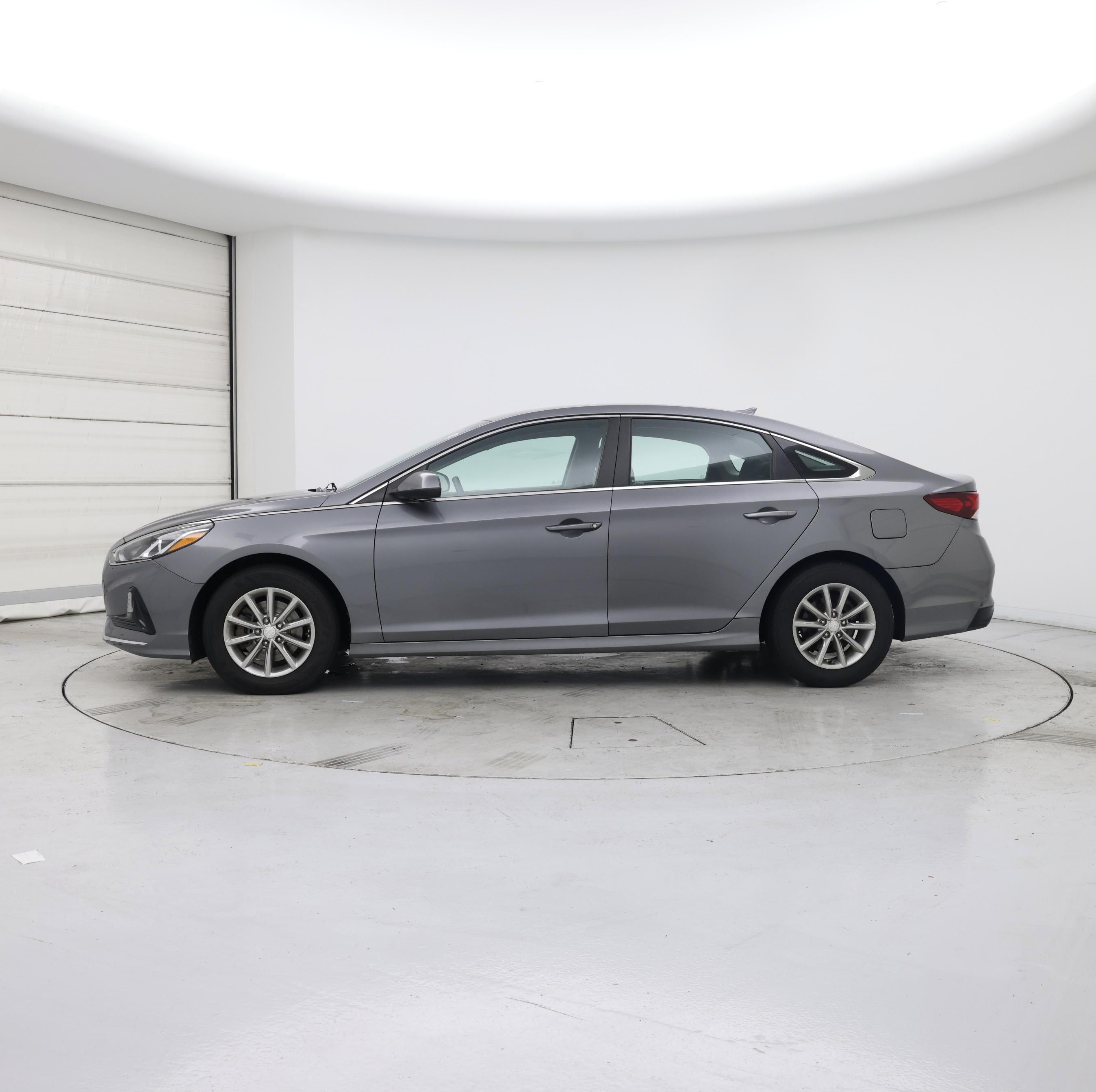 Thumbnail: 2019 Hyundai Sonata - 3