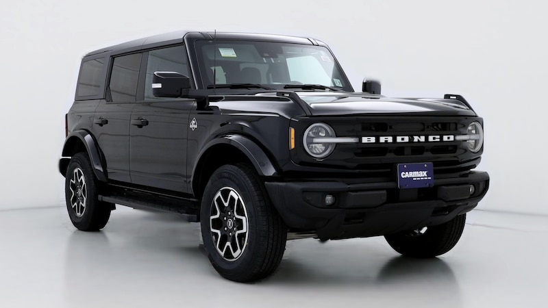 2022 Ford Bronco Outer Banks Hero Image