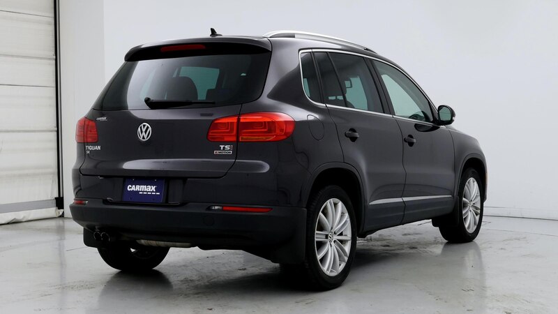 2016 Volkswagen Tiguan SE 8