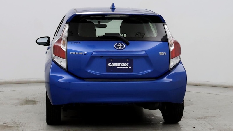 2016 Toyota Prius c Four 6