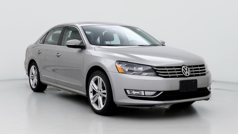 2014 Volkswagen Passat SEL Hero Image