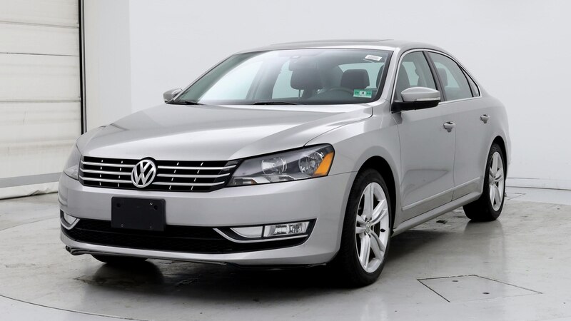 2014 Volkswagen Passat SEL 4