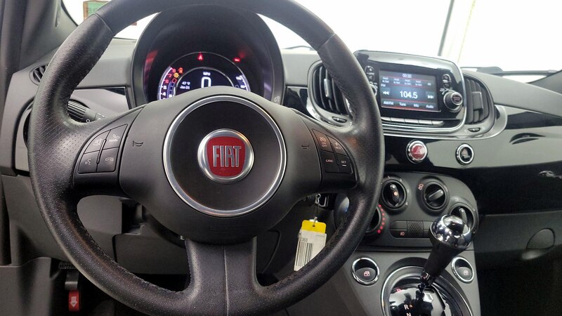 2016 Fiat 500 Sport 10