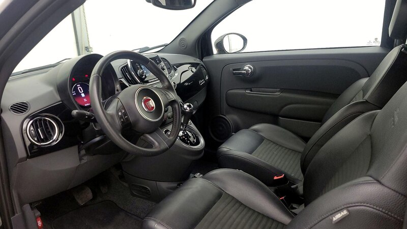 2016 Fiat 500 Sport 11