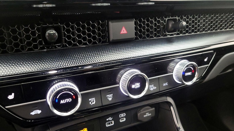 2024 Honda CR-V Sport Touring 16