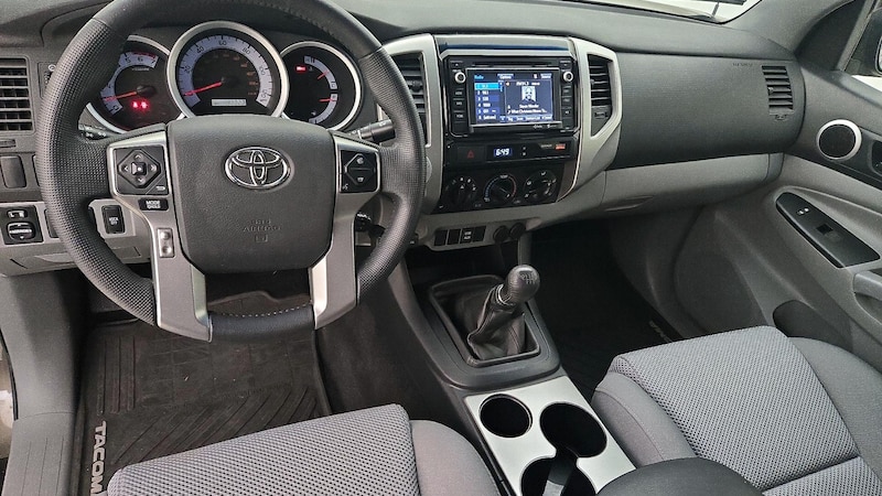 2014 Toyota Tacoma  9