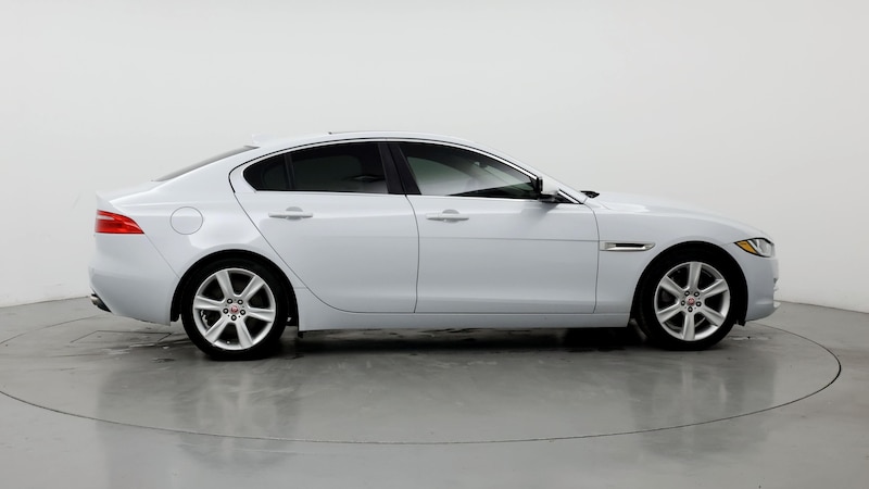 2017 Jaguar XE Prestige 7