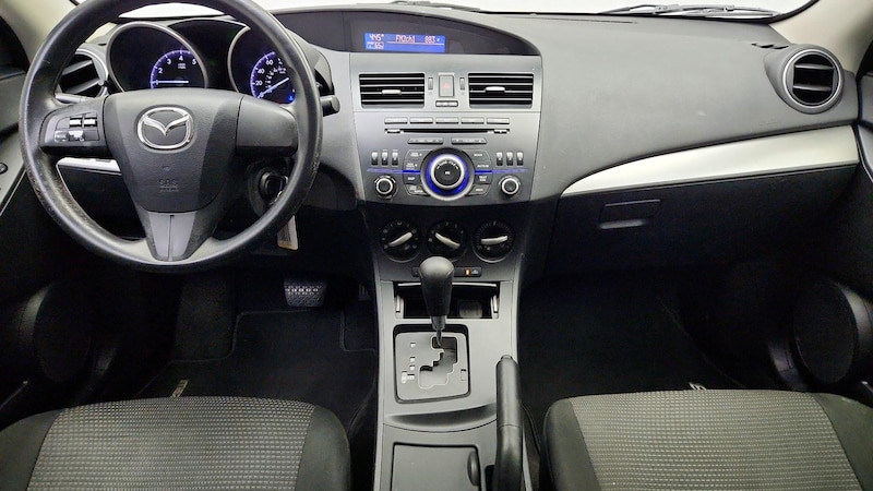 2013 Mazda Mazda3 i SV 9