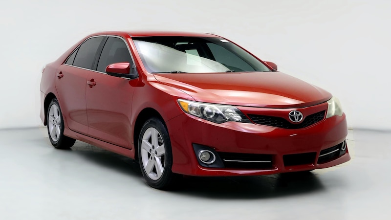 2013 Toyota Camry SE Hero Image