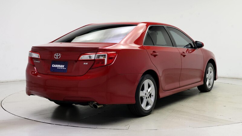 2013 Toyota Camry SE 8