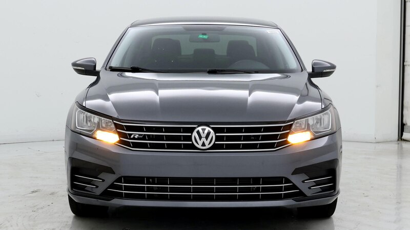 2017 Volkswagen Passat R-Line 5