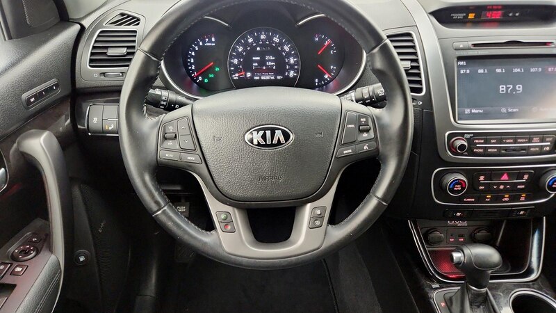 2014 Kia Sorento LX 10