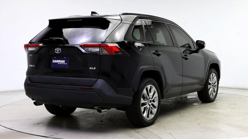 2021 Toyota RAV4 XLE Premium 8