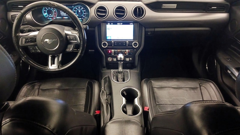 2019 Ford Mustang  9
