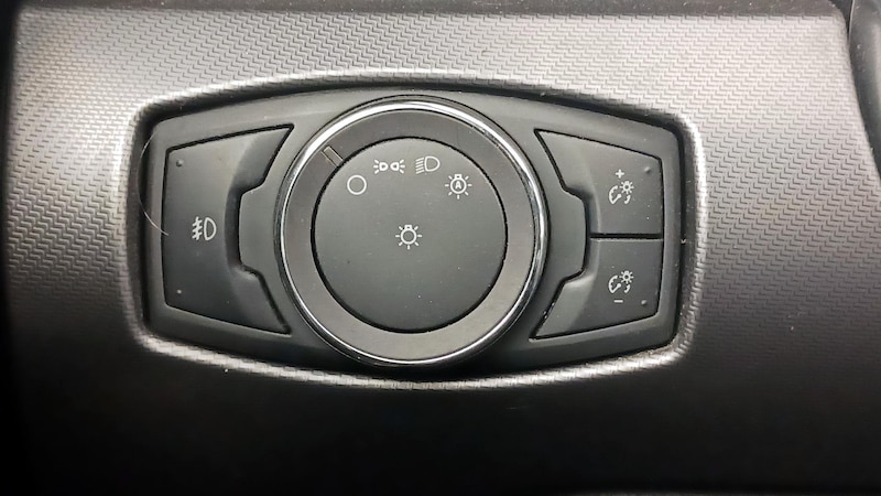 2019 Ford Mustang  13