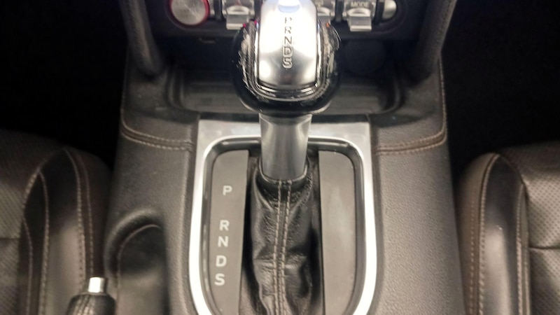 2019 Ford Mustang  18