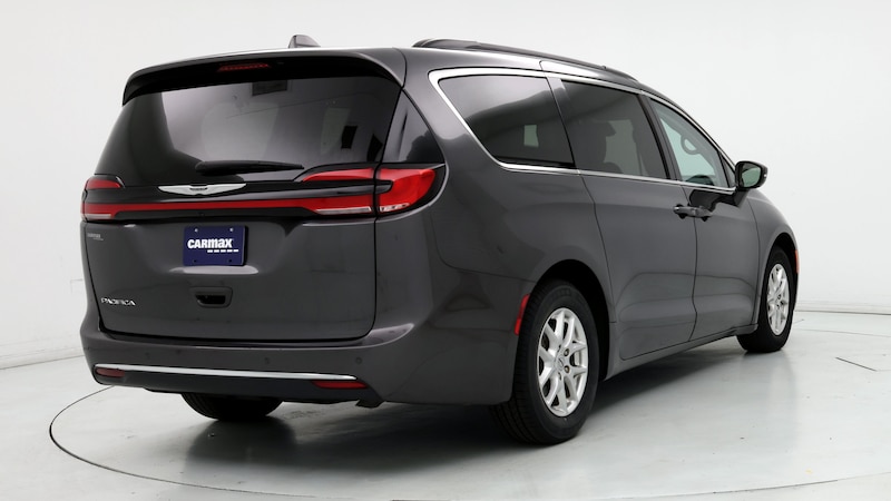 2022 Chrysler Pacifica Touring L 8