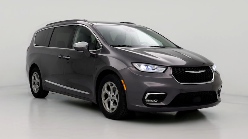 2022 Chrysler Pacifica Limited Hero Image