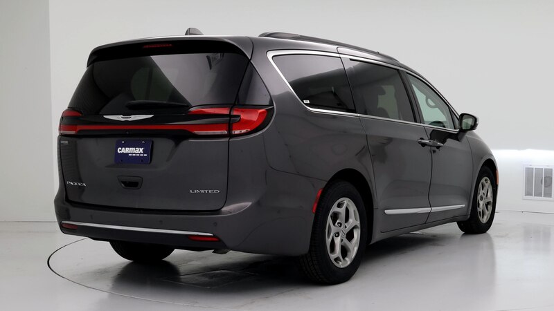 2022 Chrysler Pacifica Limited 8