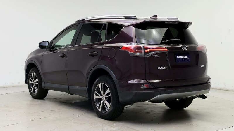 2018 Toyota RAV4 XLE 2