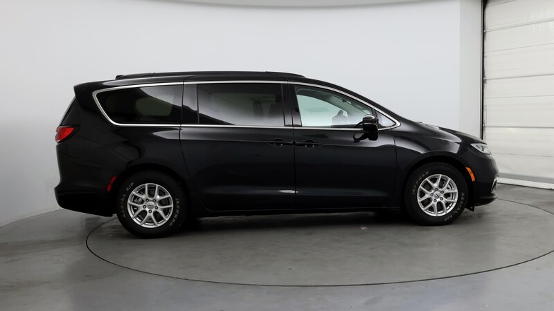 2022 Chrysler Pacifica Touring L 7