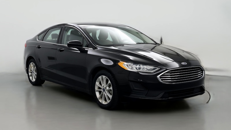 2019 Ford Fusion SE Hero Image