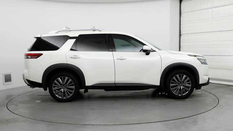 2023 Nissan Pathfinder SL 7