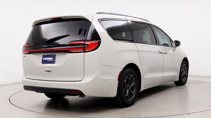 2021 Chrysler Pacifica Hybrid Limited 8