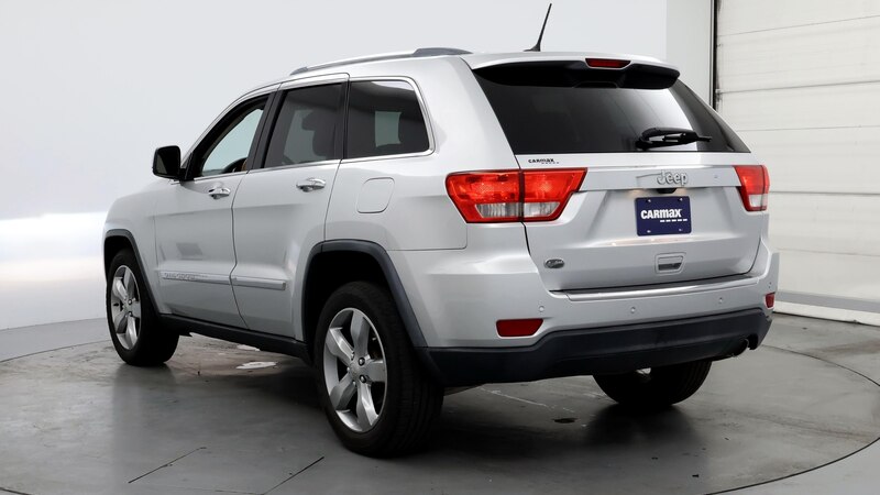 2013 Jeep Grand Cherokee Overland 2