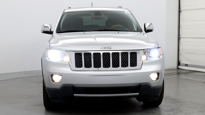 2013 Jeep Grand Cherokee Overland 5