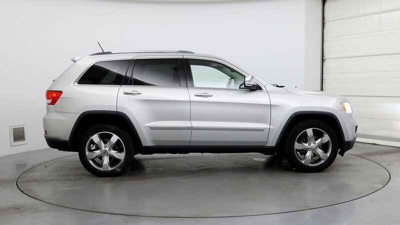 2013 Jeep Grand Cherokee Overland 7