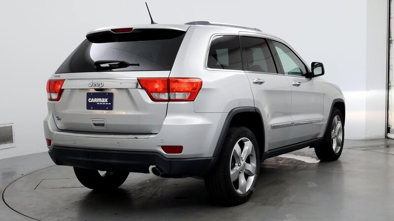 2013 Jeep Grand Cherokee Overland 8