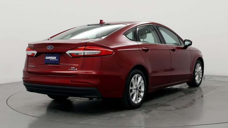 2019 Ford Fusion SE 8