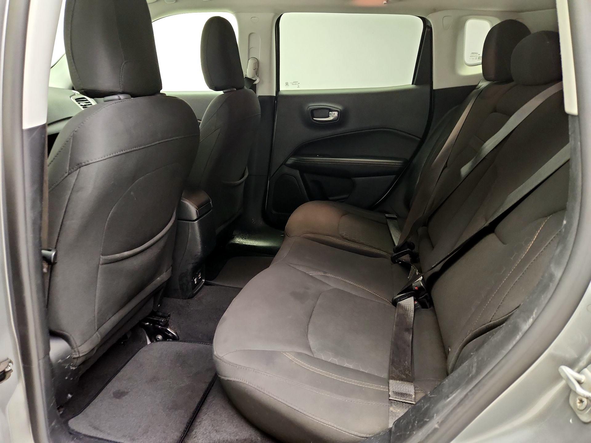 Thumbnail: 2018 Jeep Compass - 20