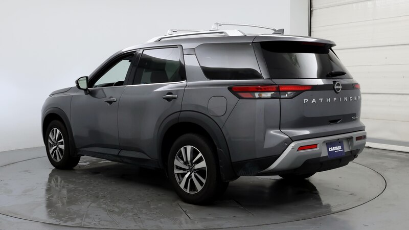 2023 Nissan Pathfinder SL 2