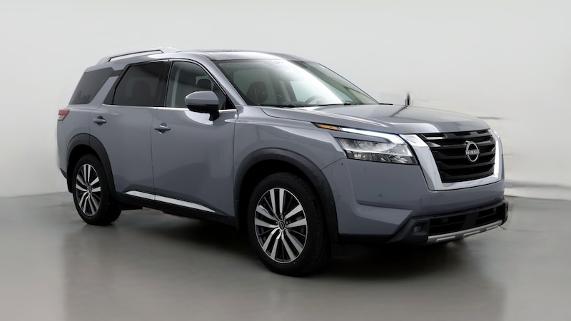 2022 Nissan Pathfinder Platinum Hero Image